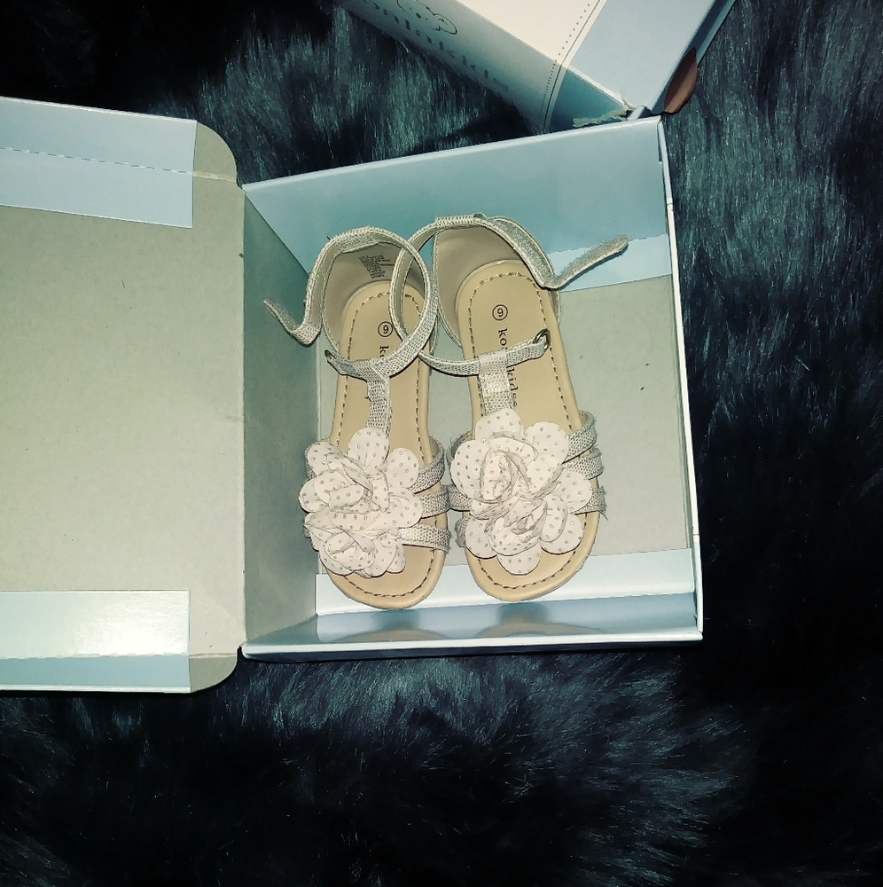 Little girl sandals